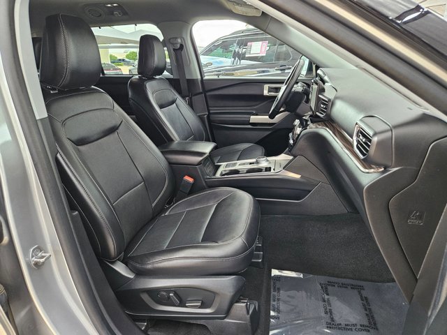 Certified 2021 Ford Explorer Limited w/ Equipment Group 301A RWD image 22