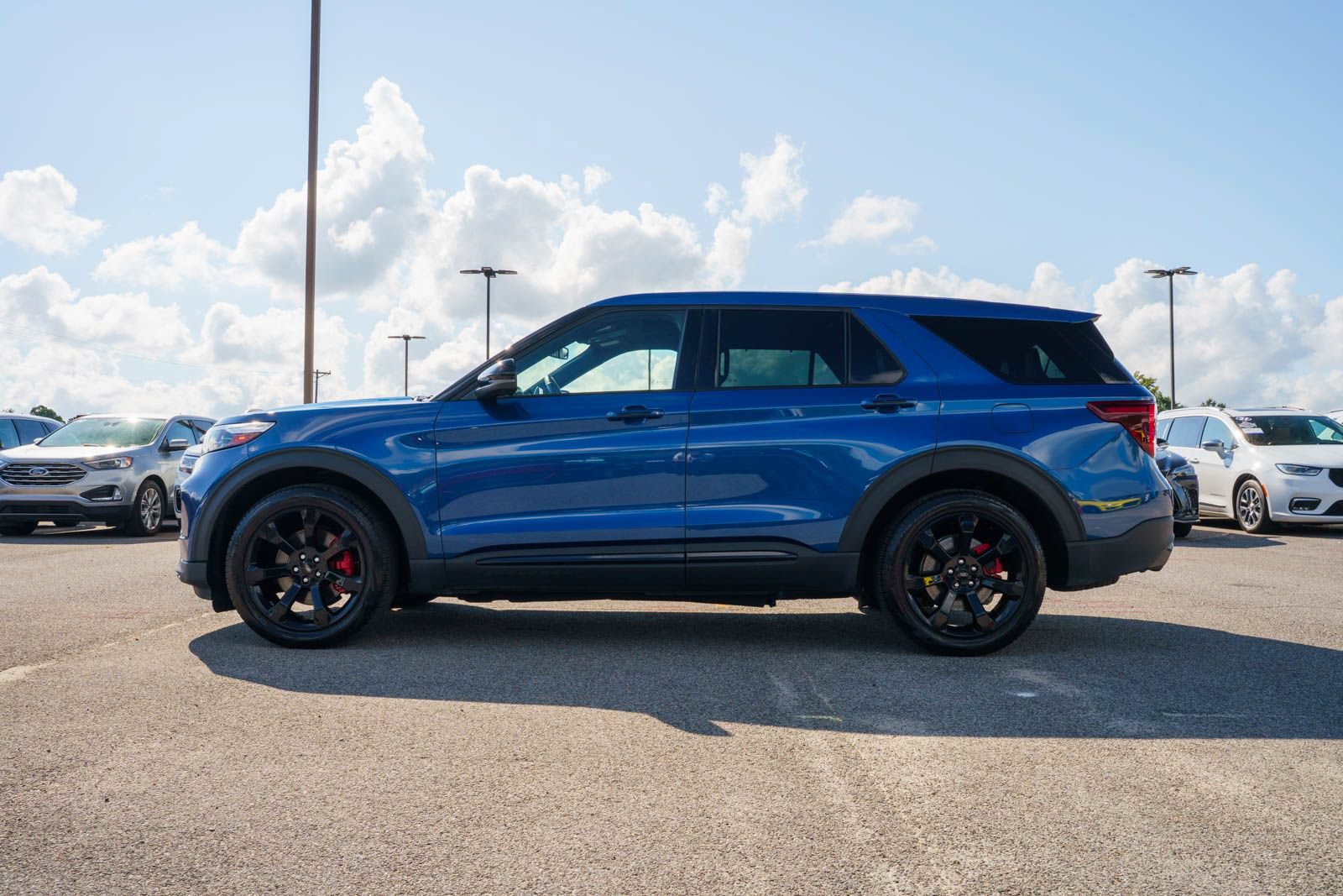 Certified 2022 Ford Explorer ST w/ Equipment Group 401A RWD image 4