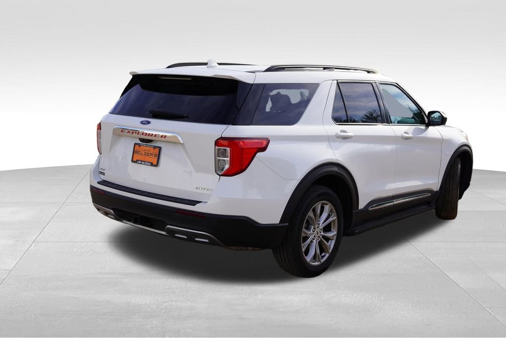 Certified 2023 Ford Explorer XLT w/ Equipment Group 202A AWD/4WD image 5