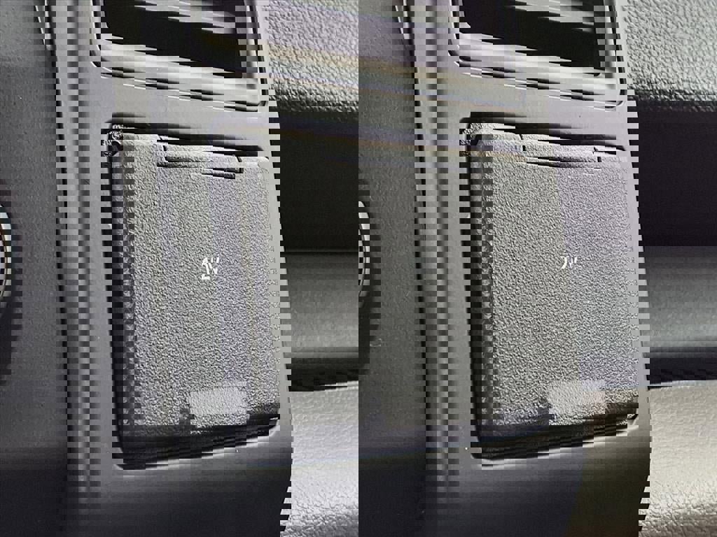 Certified 2018 Ford F150 XL w/ Equipment Group 101A Mid image 23