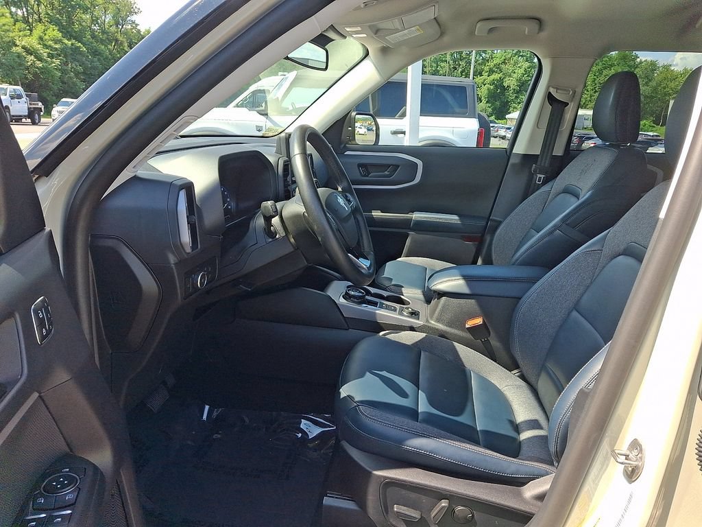 Certified 2024 Ford Bronco Sport Outer Banks w/ Tech Package AWD/4WD image 13