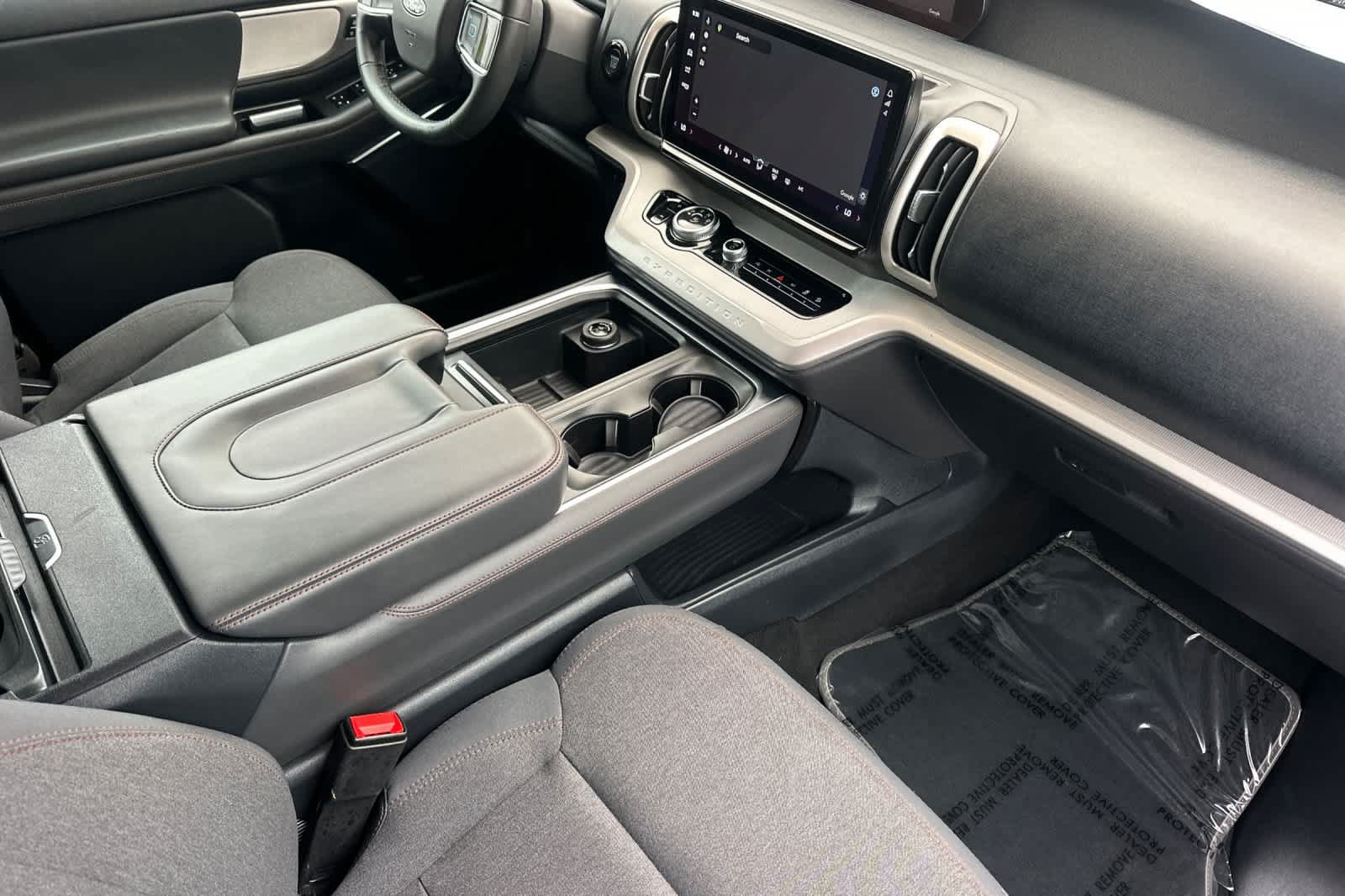 Certified 2025 Ford Expedition Active AWD/4WD image 17