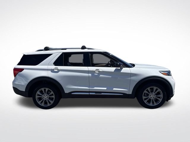 Certified 2022 Ford Explorer Limited w/ Equipment Group 301A AWD/4WD image 10