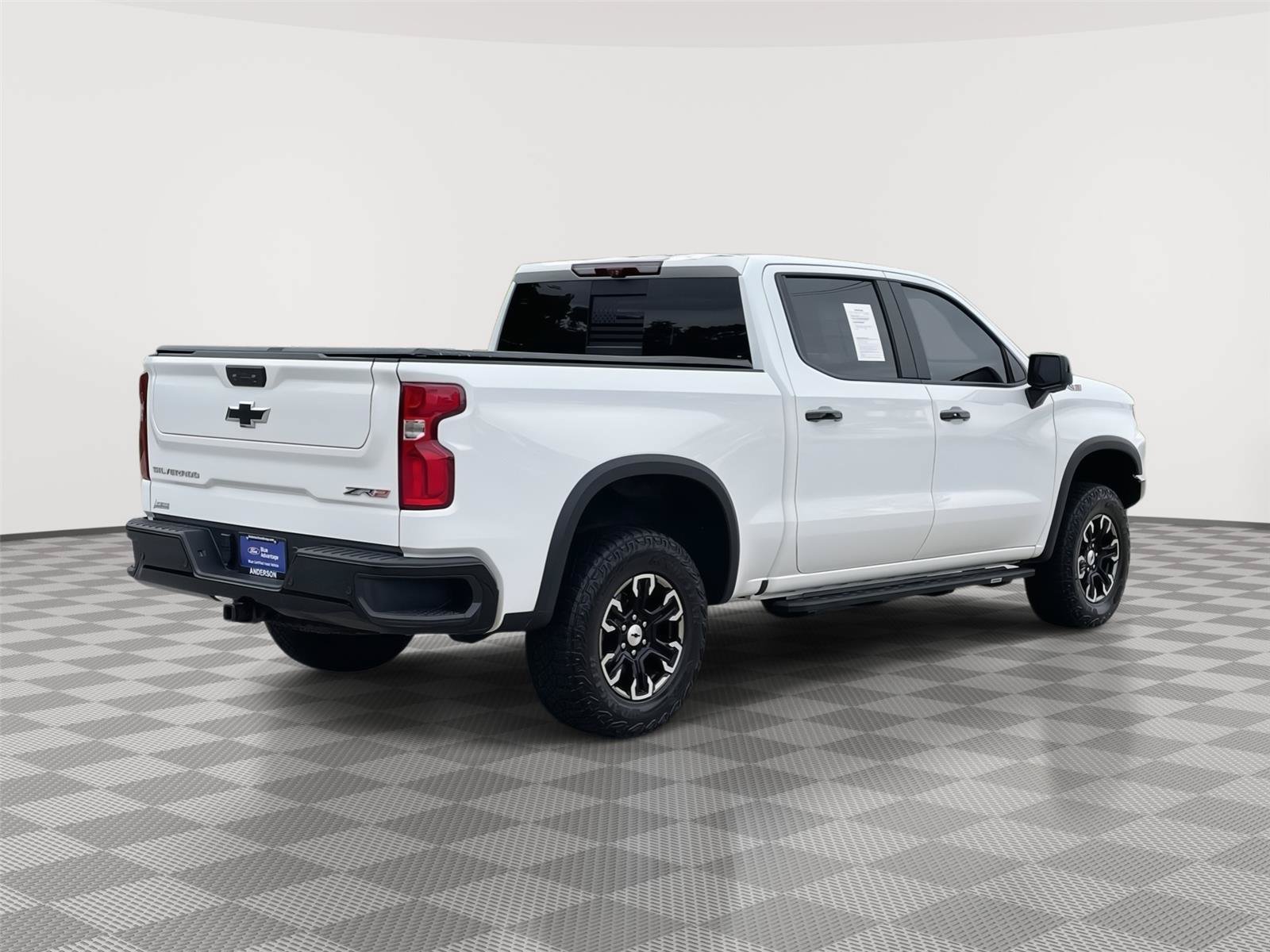 Used 2023 Chevrolet Silverado 1500 ZR2 w/ Technology Package AWD/4WD image 7