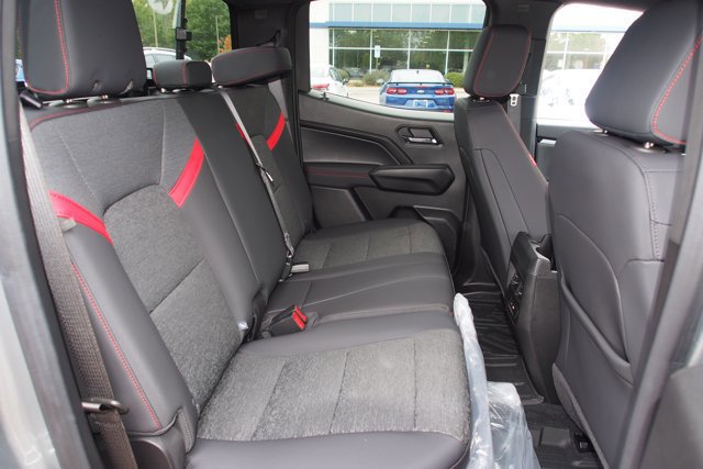 Used 2024 Chevrolet Colorado Z71 w/ Z71 Convenience Package 2 image 14