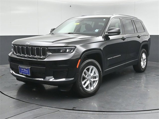 Used 2025 Jeep Grand Cherokee L Laredo w/ Luxury Tech Group I image 3
