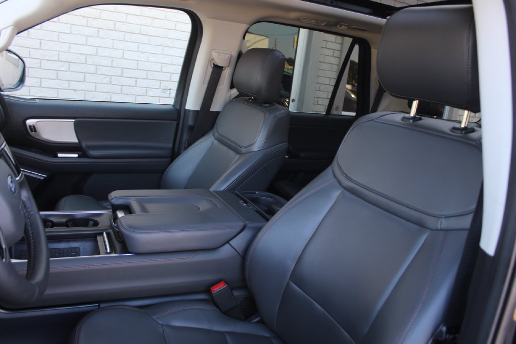 Certified 2025 Ford Expedition Active RWD image 14