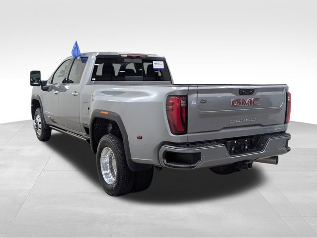 Used 2024 GMC Sierra 3500 Denali w/ Denali Reserve Package AWD/4WD image 27