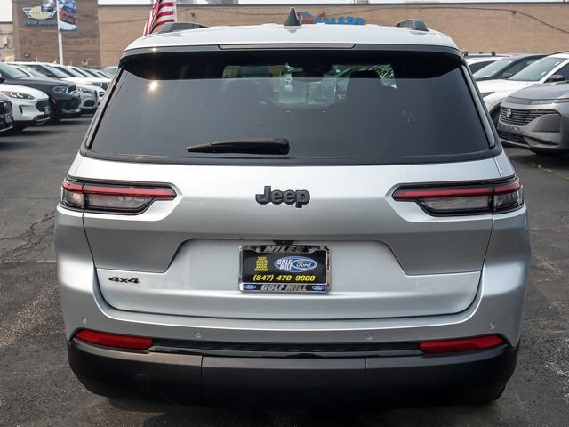 Used 2024 Jeep Grand Cherokee L Altitude AWD/4WD image 8