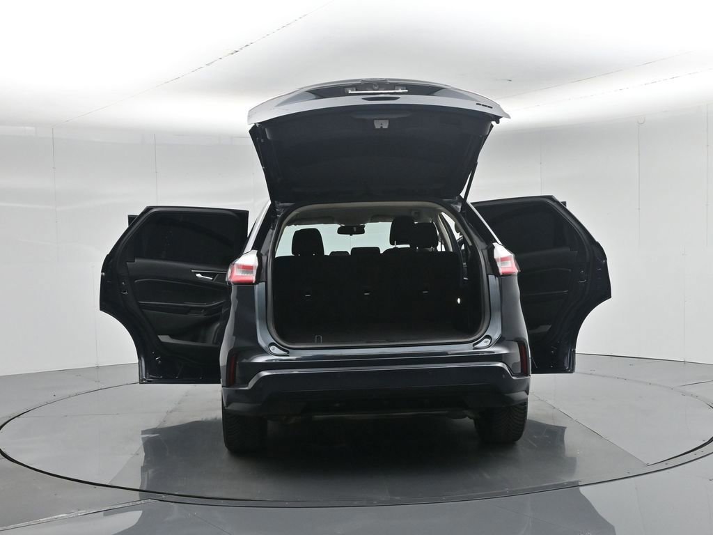 Certified 2022 Ford Edge SE w/ Black Appearance Package image 57