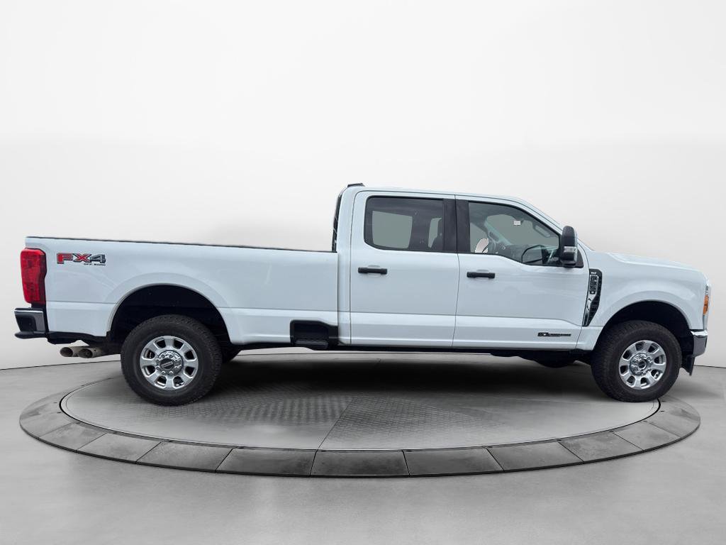 Certified 2023 Ford F350 XLT w/ FX4 Off-Road Package AWD/4WD image 7