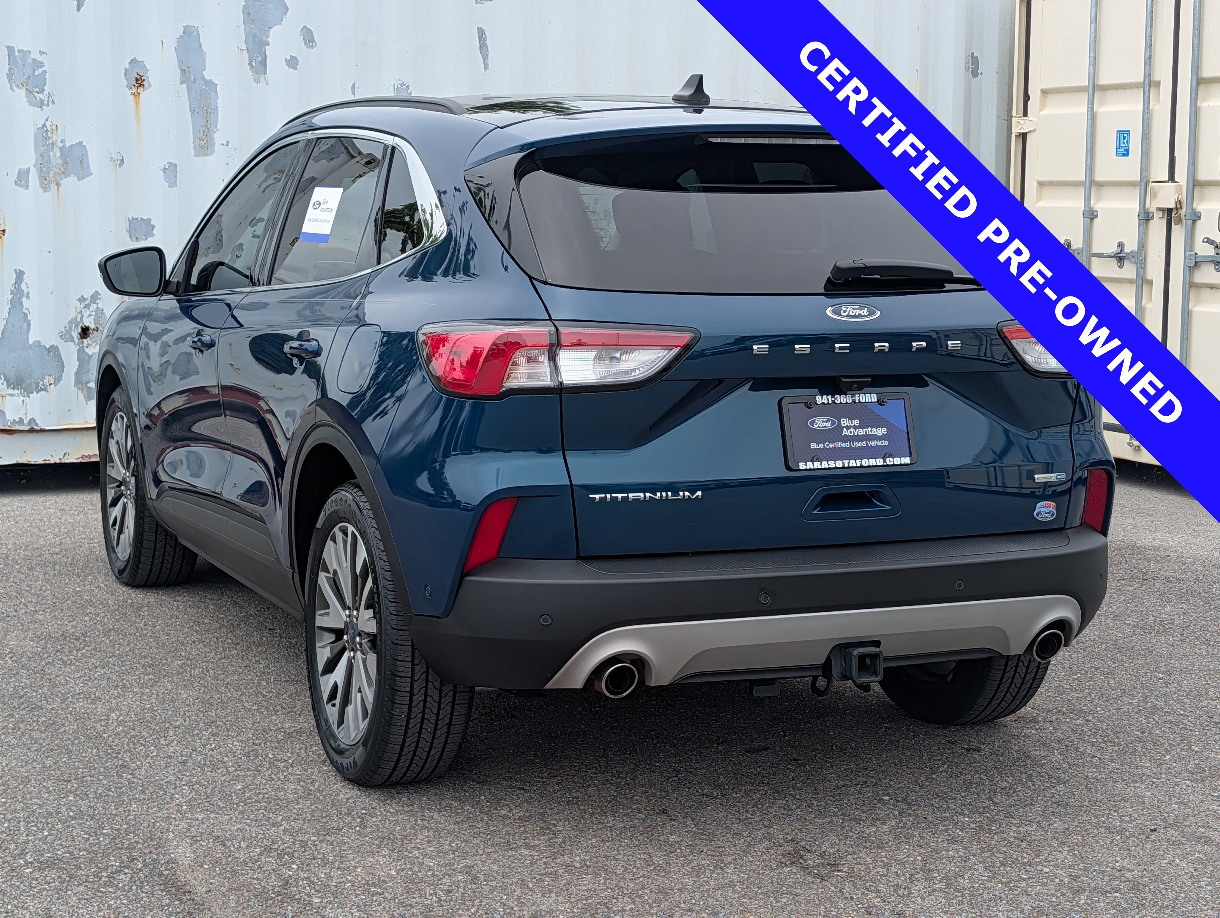 Certified 2020 Ford Escape Titanium AWD/4WD image 6