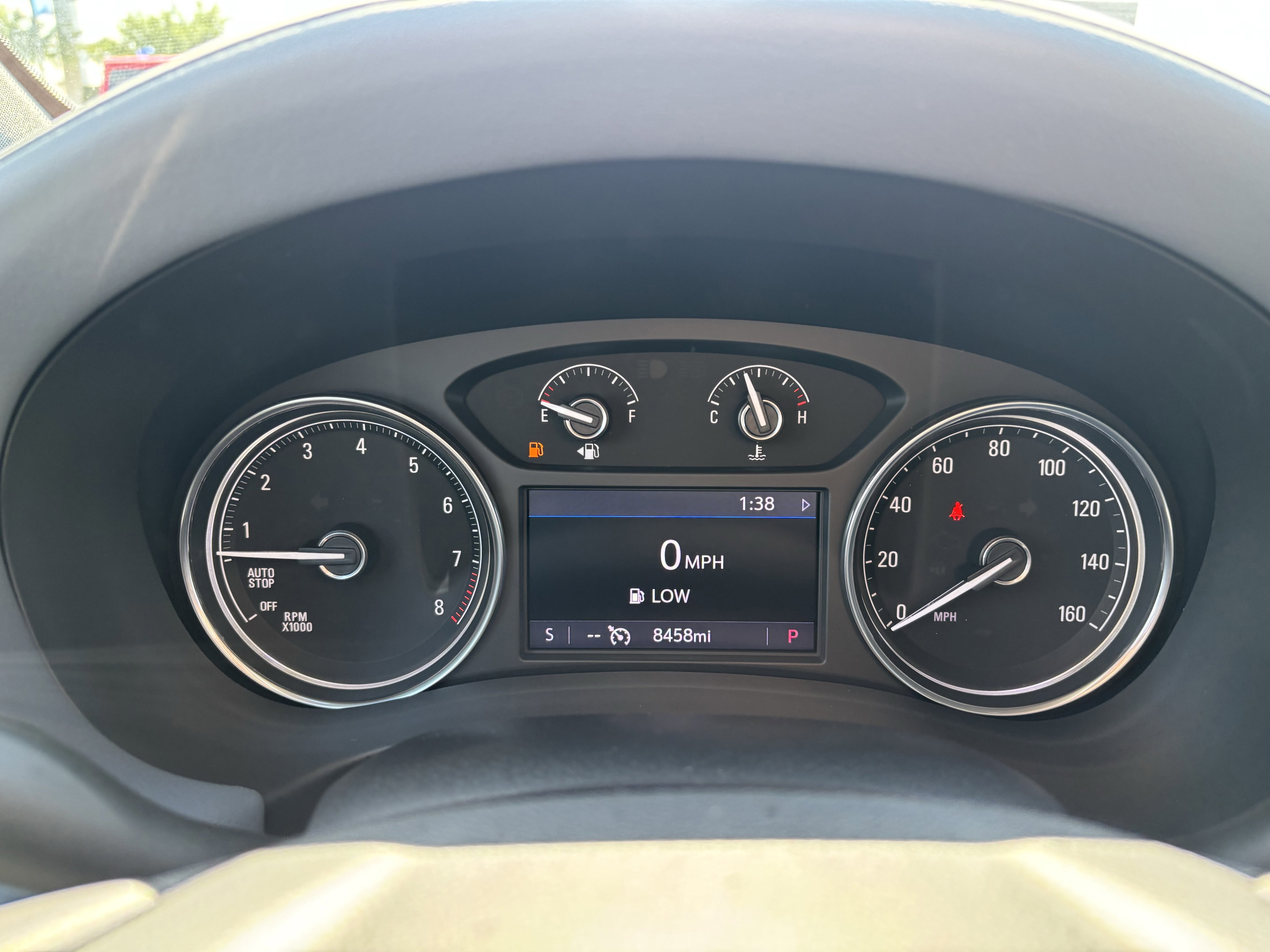 Used 2023 Buick Enclave Essence image 32