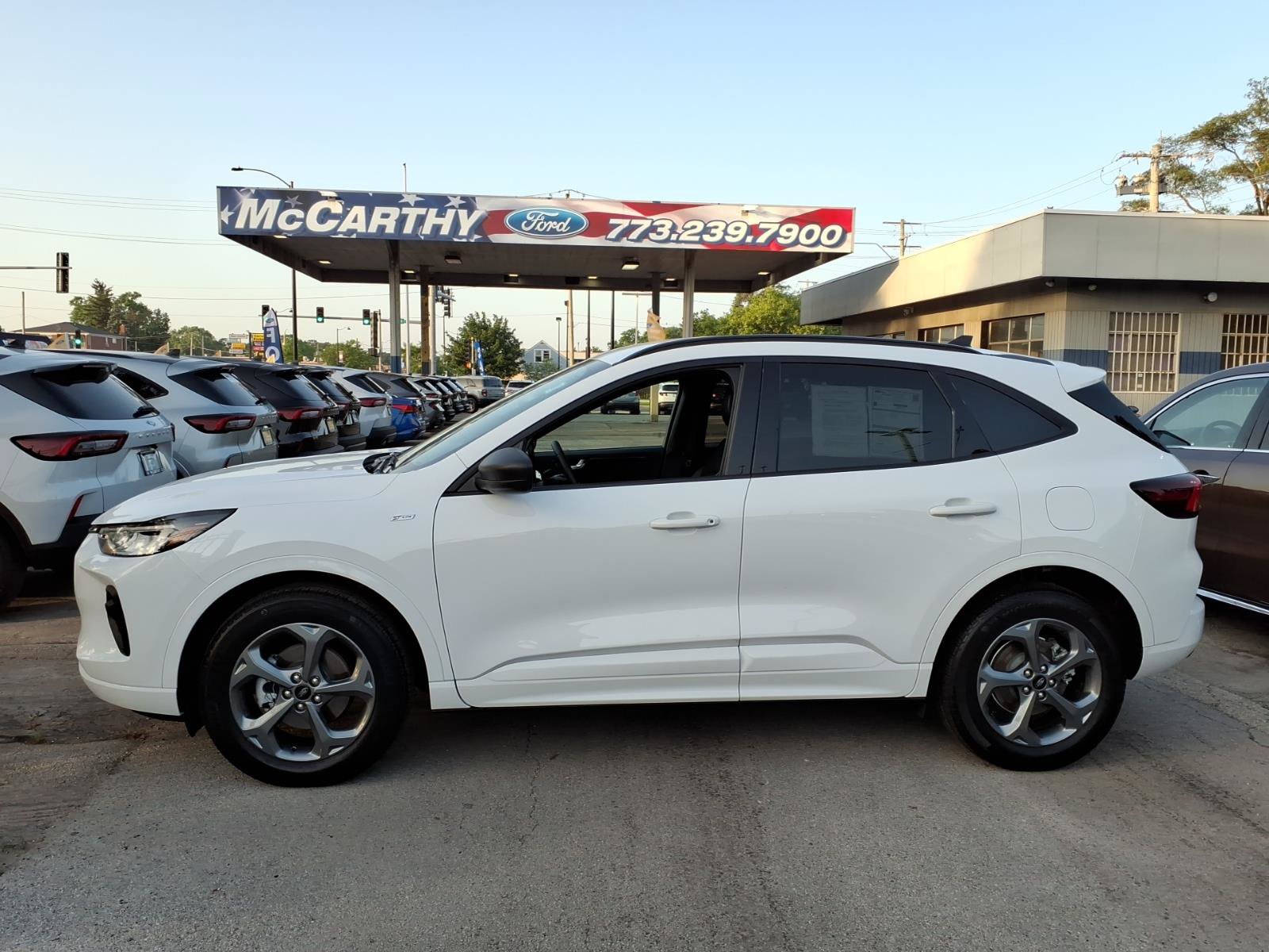 Certified 2023 Ford Escape ST-Line w/ Tech Pack #1 AWD/4WD image 5