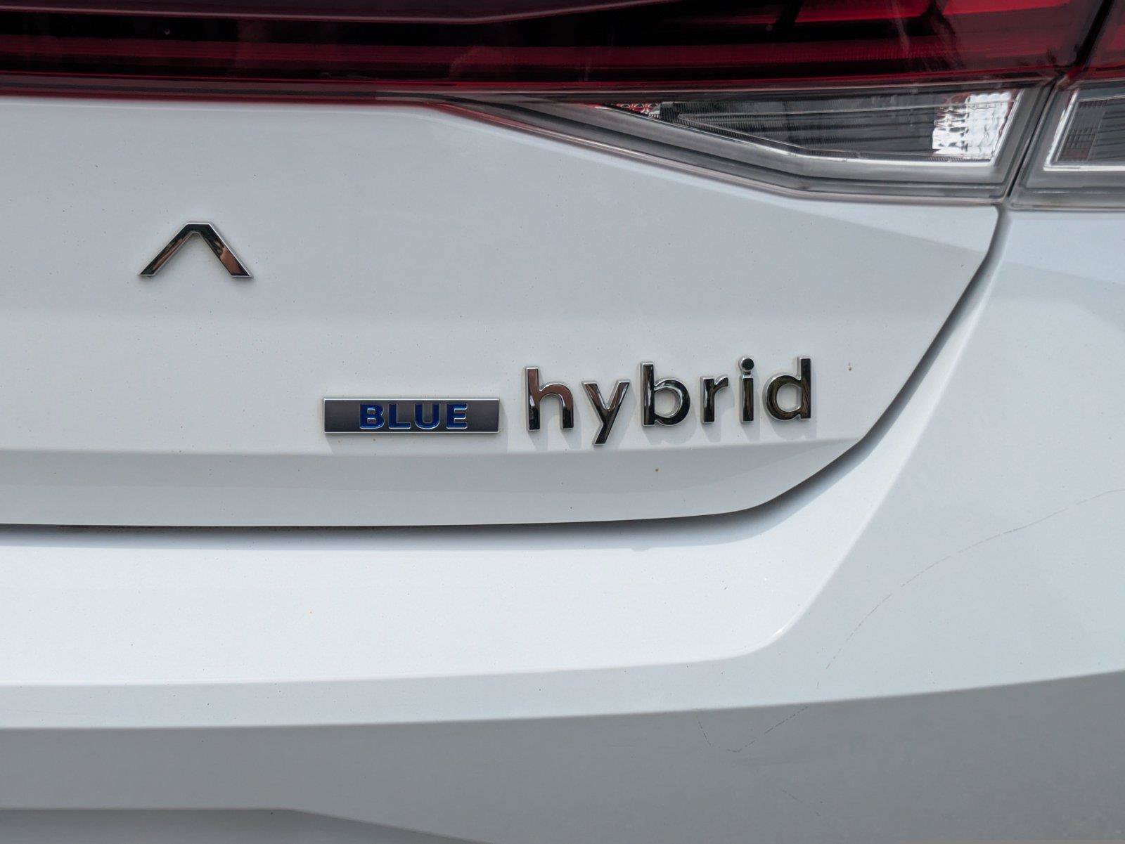 Used 2021 Hyundai Elantra Blue w/ Cargo Package FWD image 13