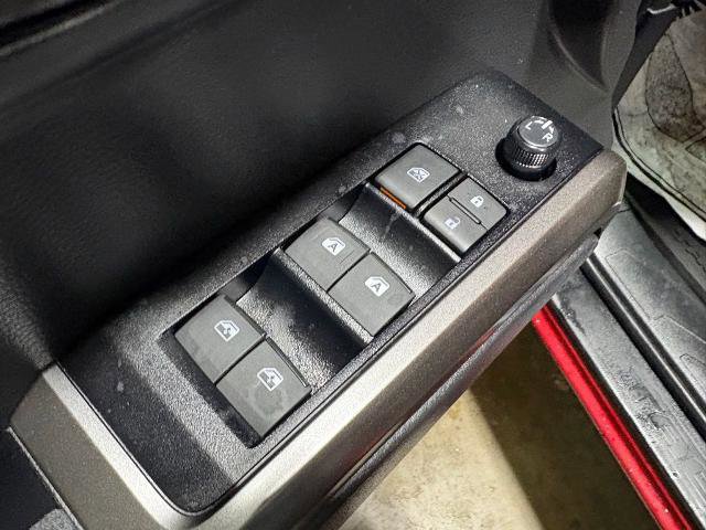 Used 2023 Toyota Tacoma SR5 w/ Technology Package AWD/4WD image 21