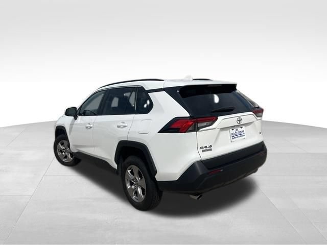 Used 2025 Toyota RAV4 XLE FWD image 4
