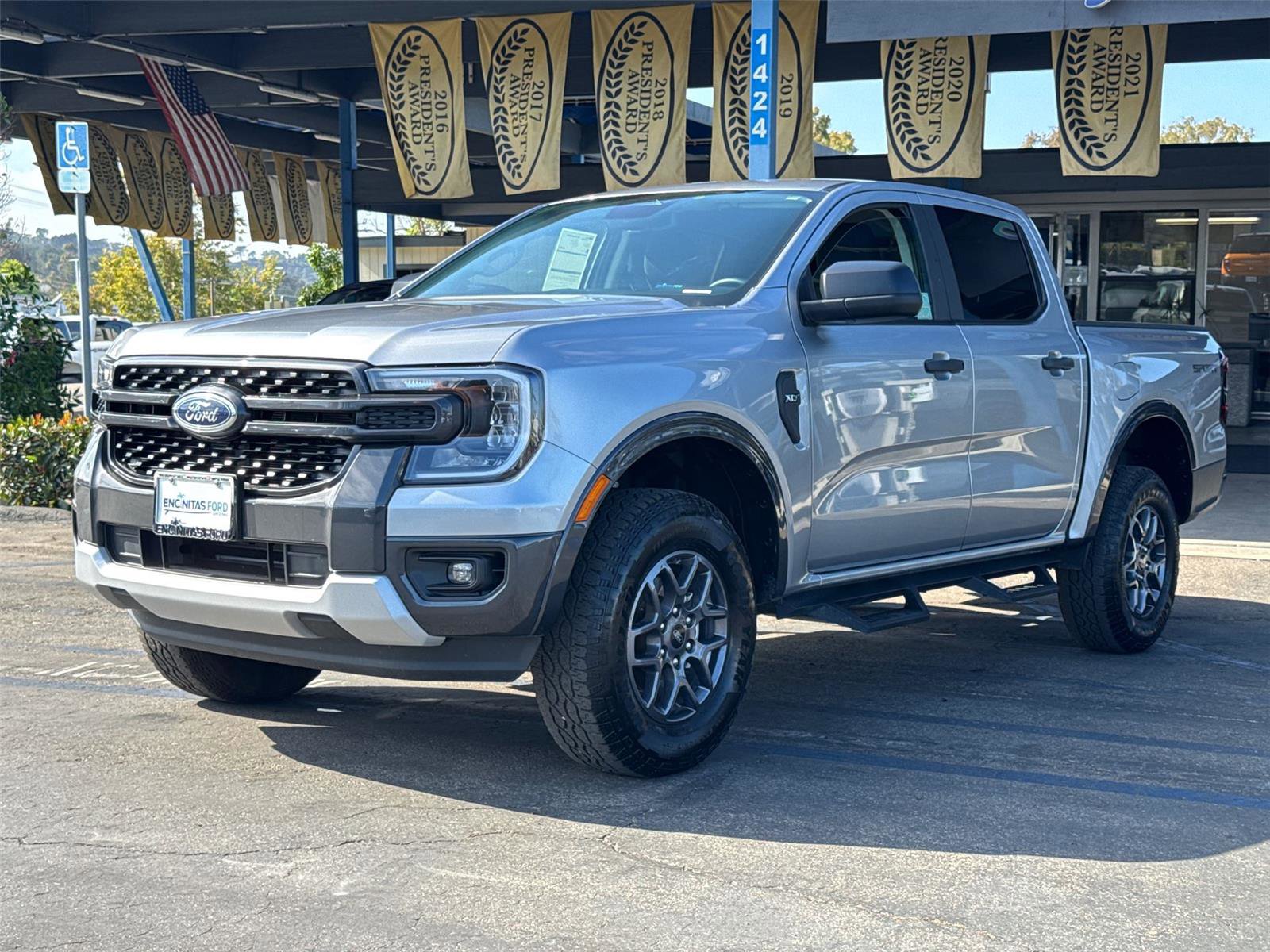 Certified 2024 Ford Ranger XLT w/ Trailer Tow Package RWD image 4