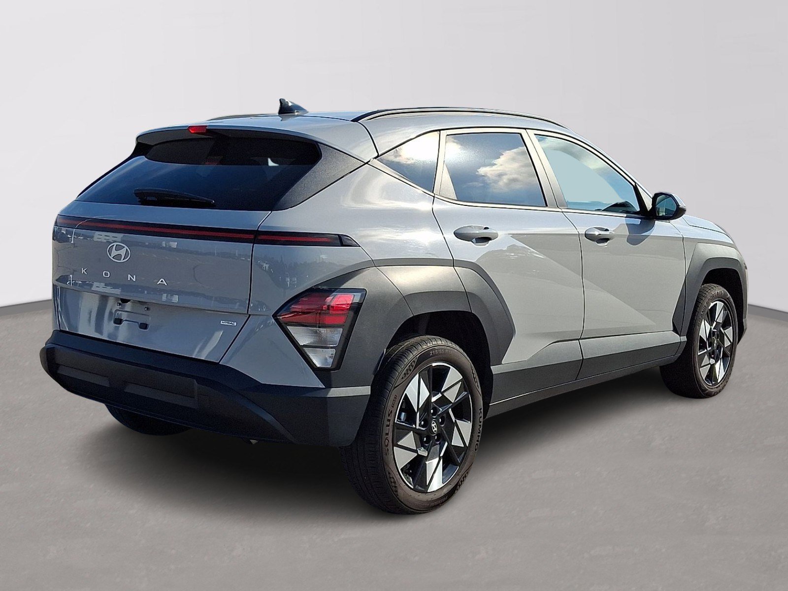 Used 2024 Hyundai Kona SEL AWD/4WD image 6