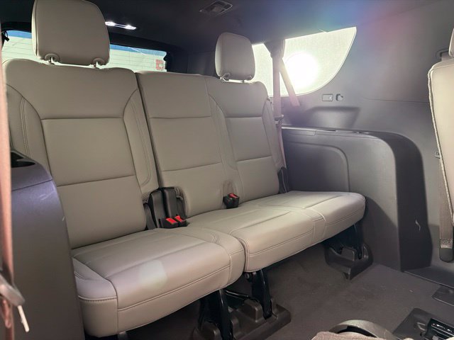 Used 2021 Chevrolet Suburban LT w/ LT Signature Package RWD image 39
