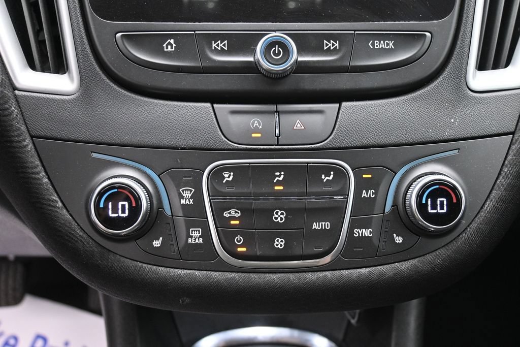 Used 2024 Chevrolet Malibu LT FWD image 13