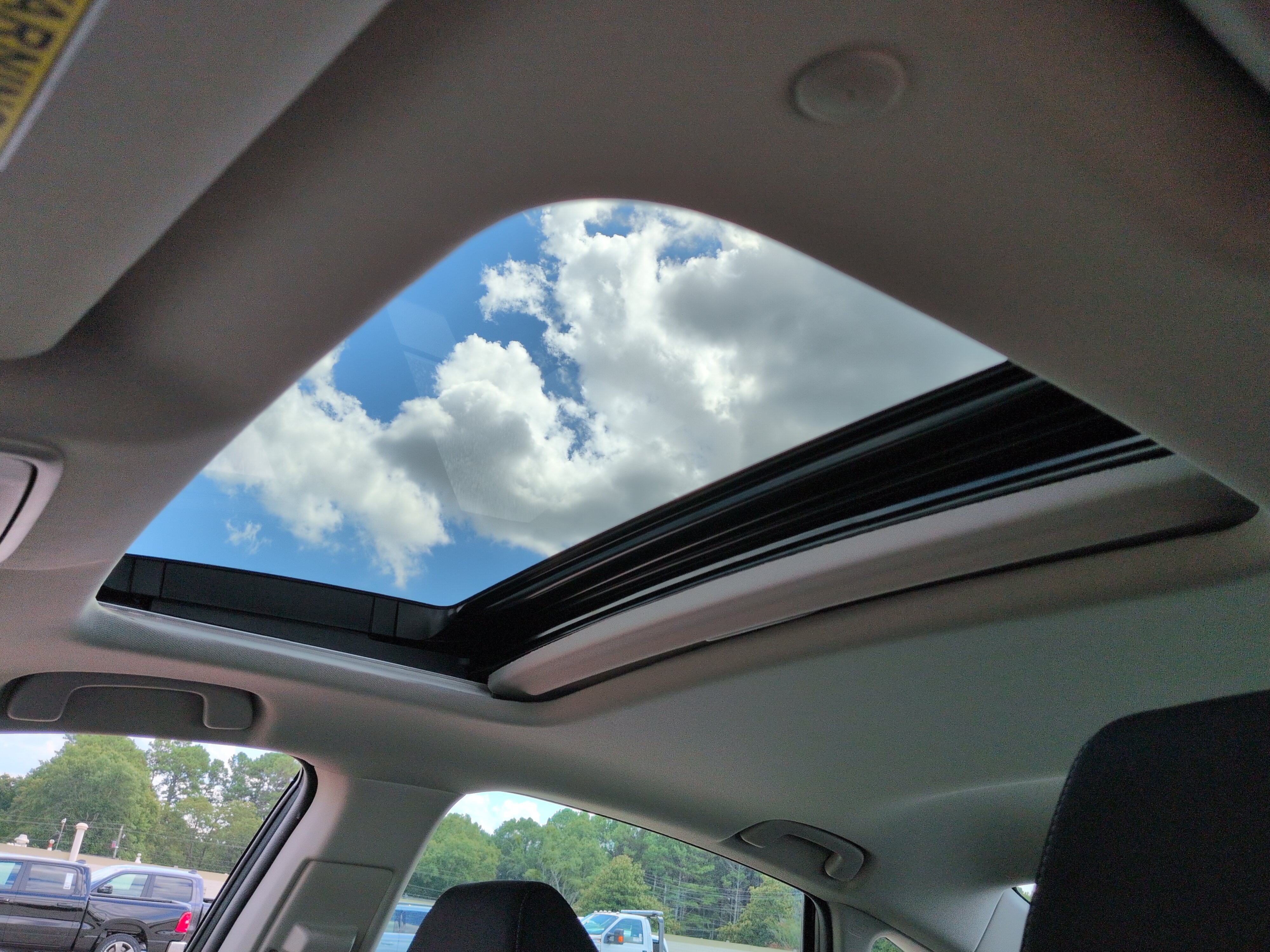 Used 2024 Honda Accord EX image 17
