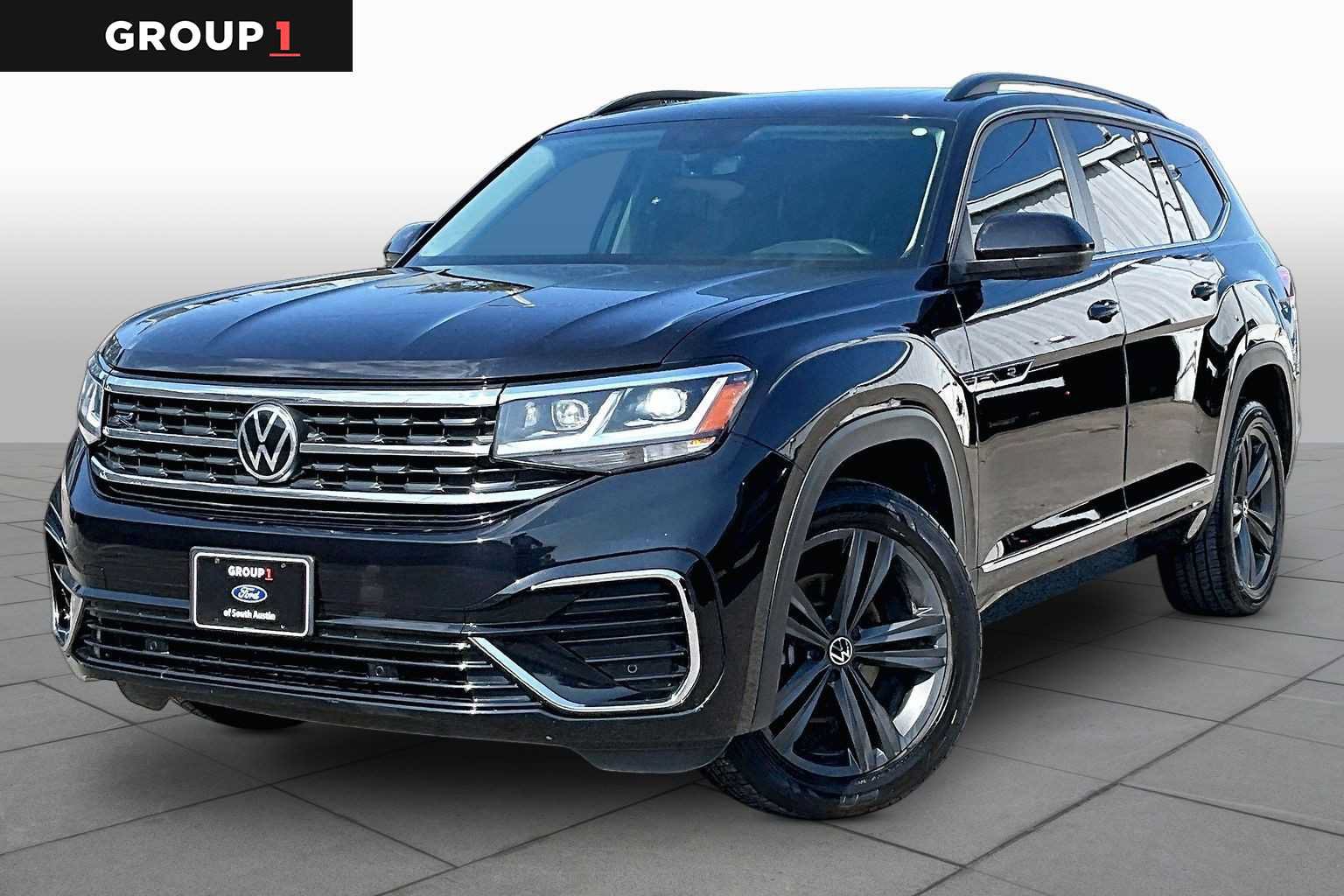 Used 2021 Volkswagen Atlas SE w/ Panoramic Sunroof Package