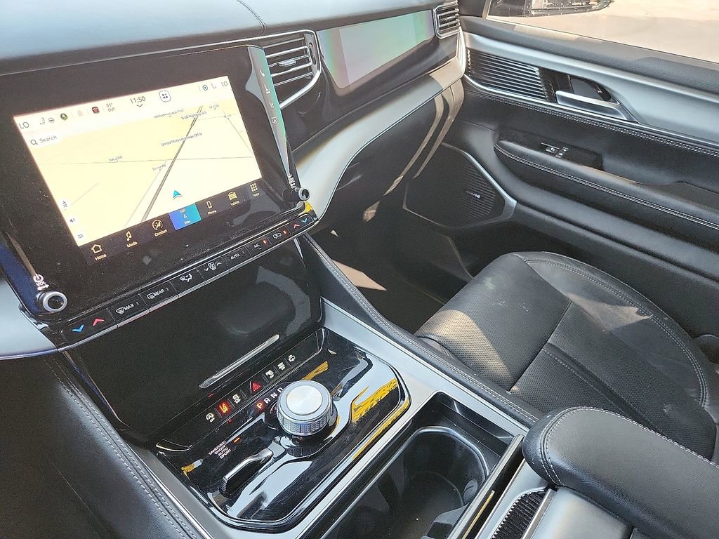 Used 2024 Jeep Wagoneer Series II image 28