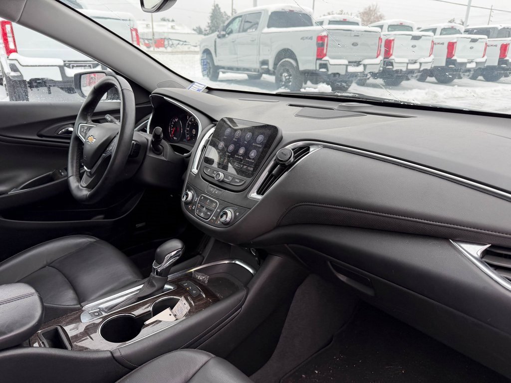 Used 2024 Chevrolet Malibu LT image 14