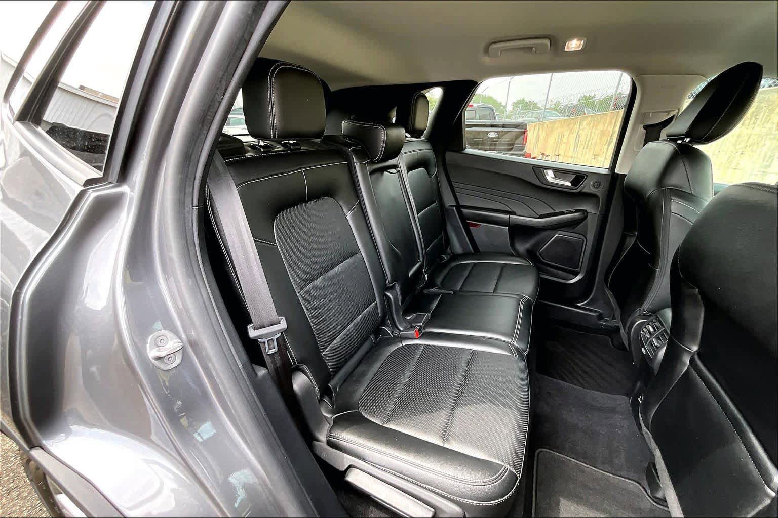 Certified 2022 Ford Escape SEL w/ Technology Package FWD image 20