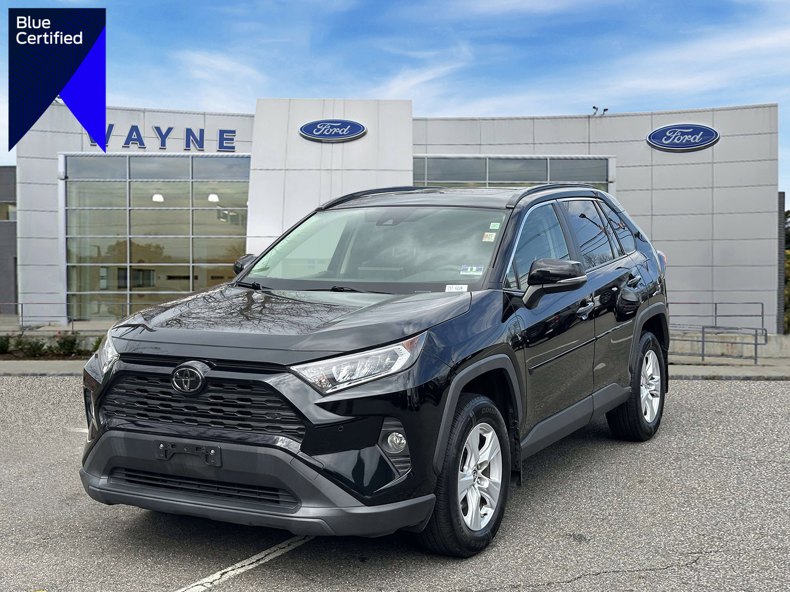 Used 2019 Toyota RAV4 XLE image 1