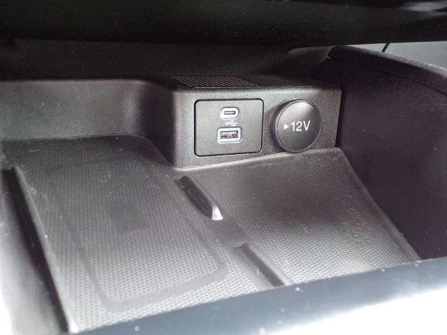 Certified 2022 Ford Escape SEL w/ SEL Stealth AWD Package image 24
