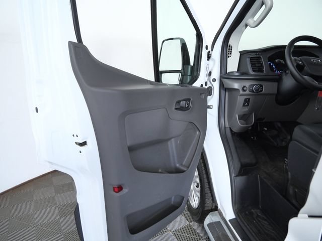 Certified 2025 Ford Transit 250 Low Roof w/ Exterior Upgrade Package RWD image 16
