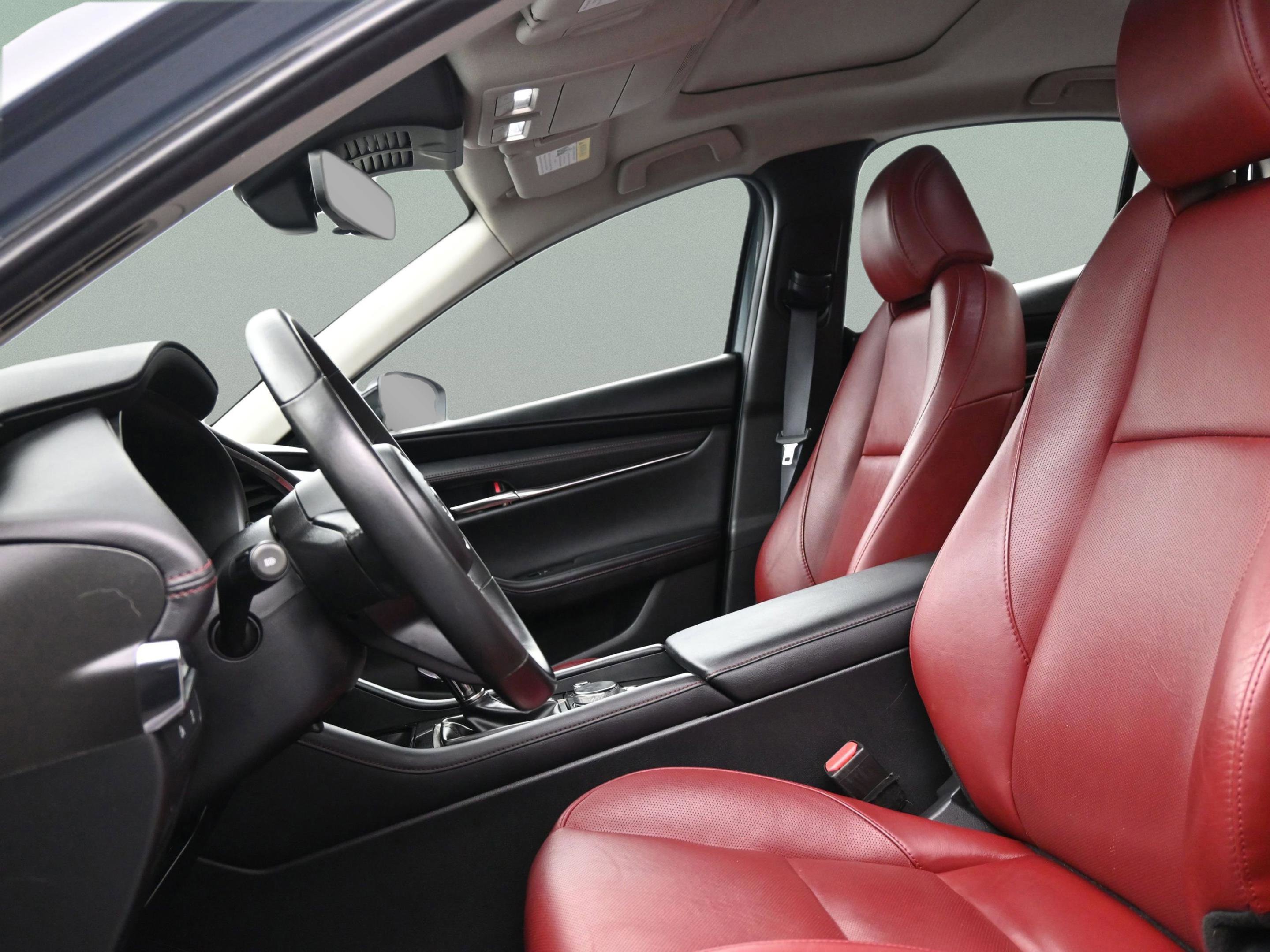 Used 2024 MAZDA MAZDA3 s image 41