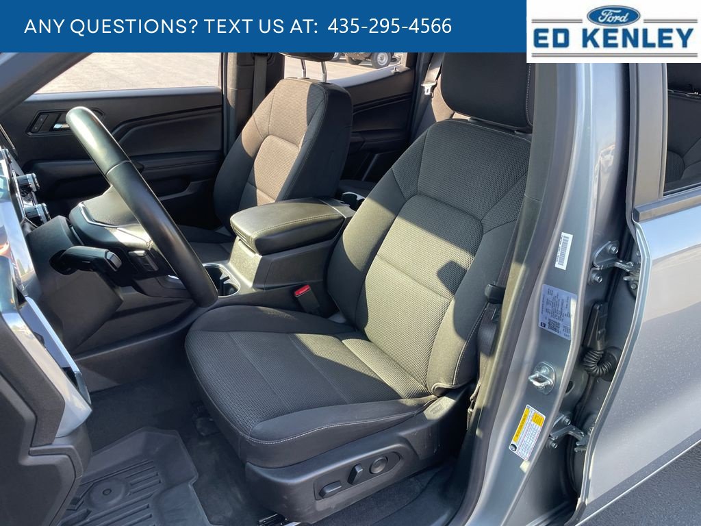 Used 2023 GMC Canyon Elevation w/ Convenience Package AWD/4WD image 3