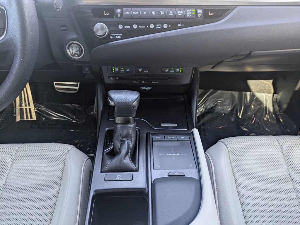 Used 2021 Lexus ES 350 F Sport w/ Special Edition FWD image 18