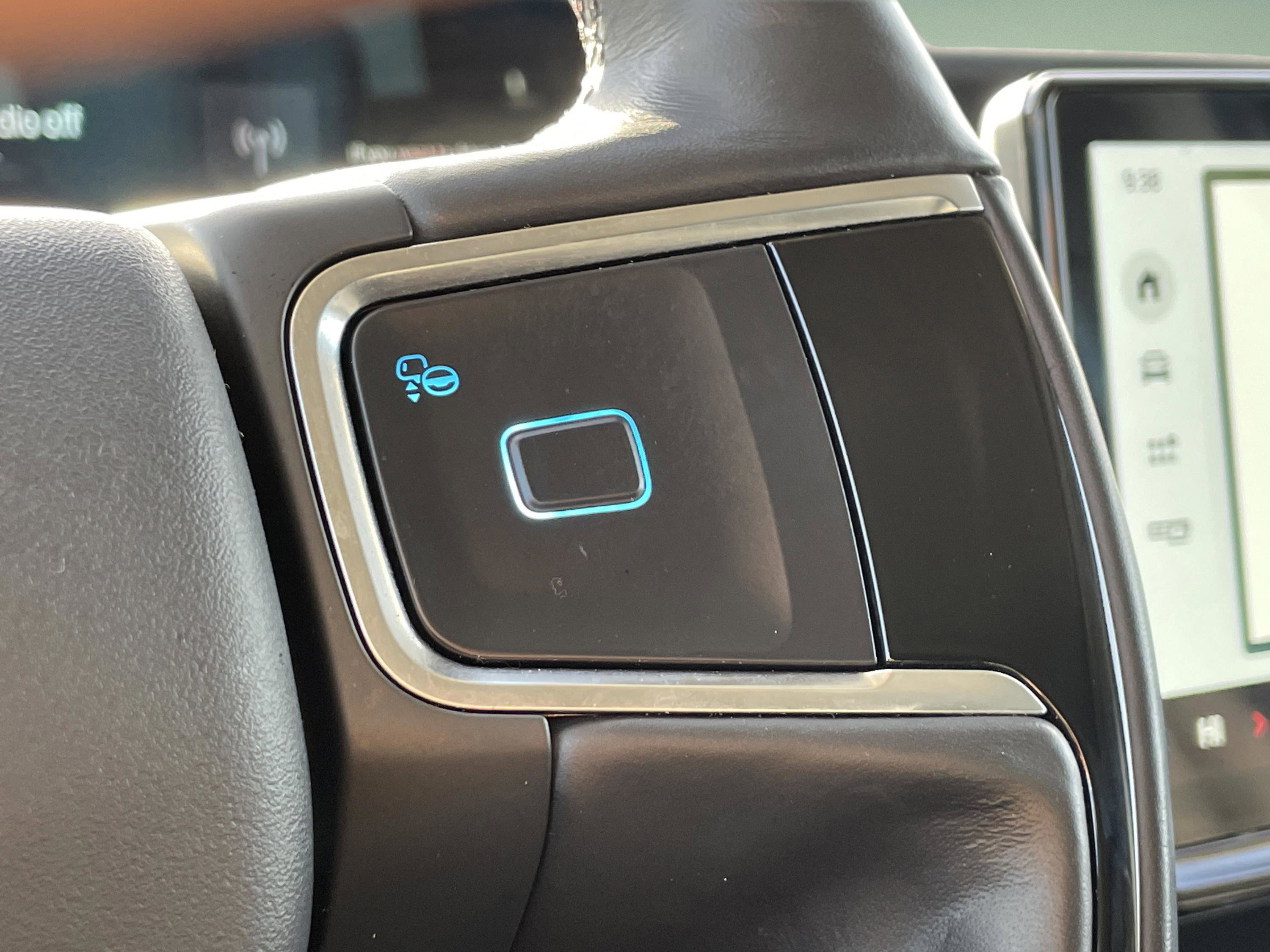 Certified 2025 Ford Expedition Max Platinum image 21