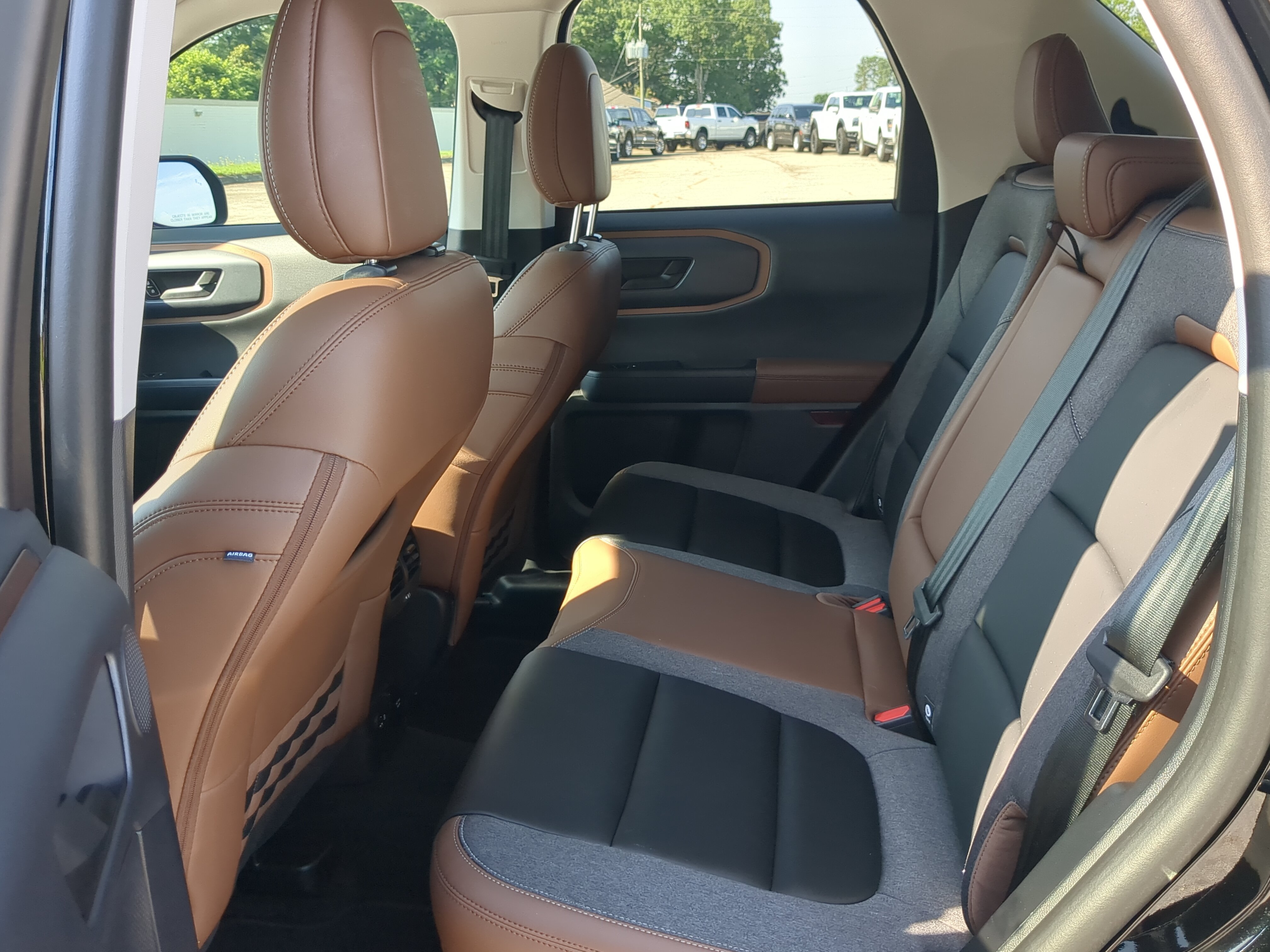 Certified 2024 Ford Bronco Sport Outer Banks w/ Tech Package AWD/4WD image 12