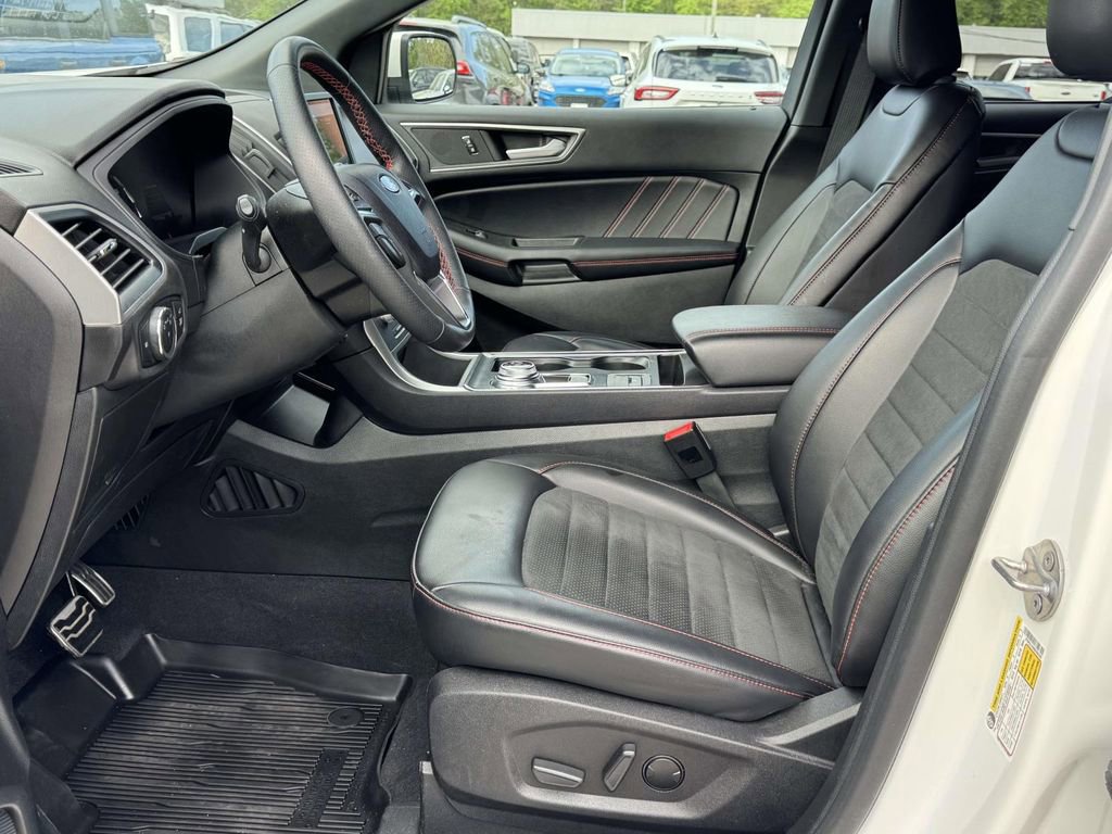 Certified 2024 Ford Edge ST-Line AWD/4WD image 24