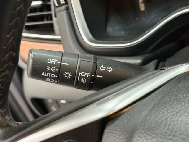 Used 2018 Honda CR-V Touring image 21