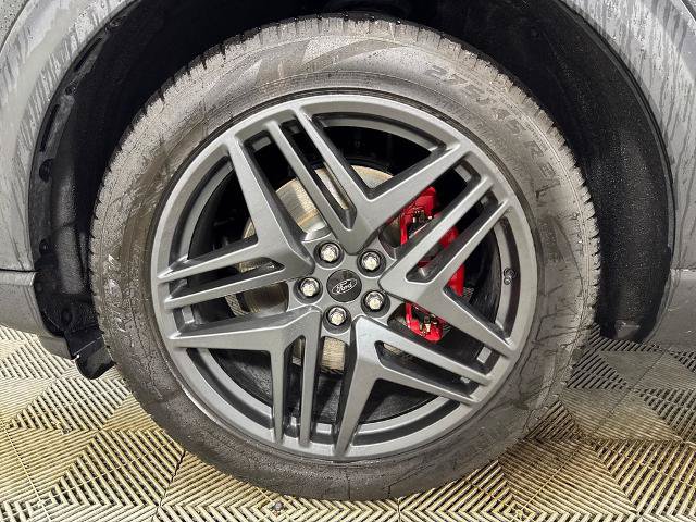 Certified 2025 Ford Explorer ST AWD/4WD image 9