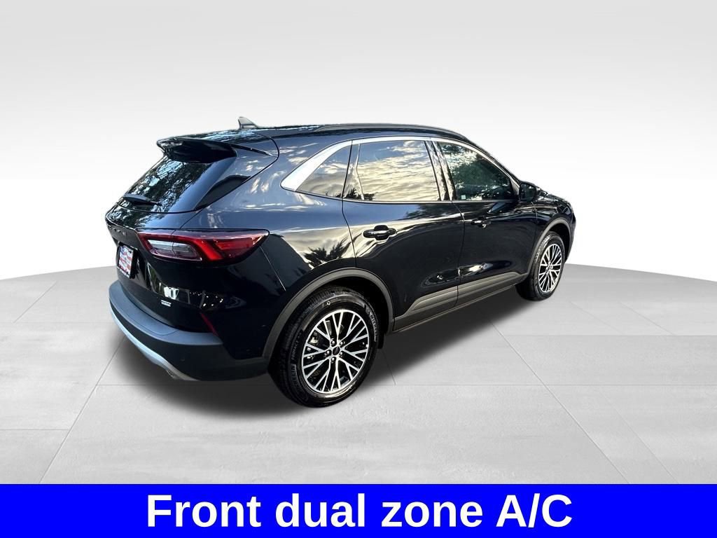 Certified 2024 Ford Escape SE video 3