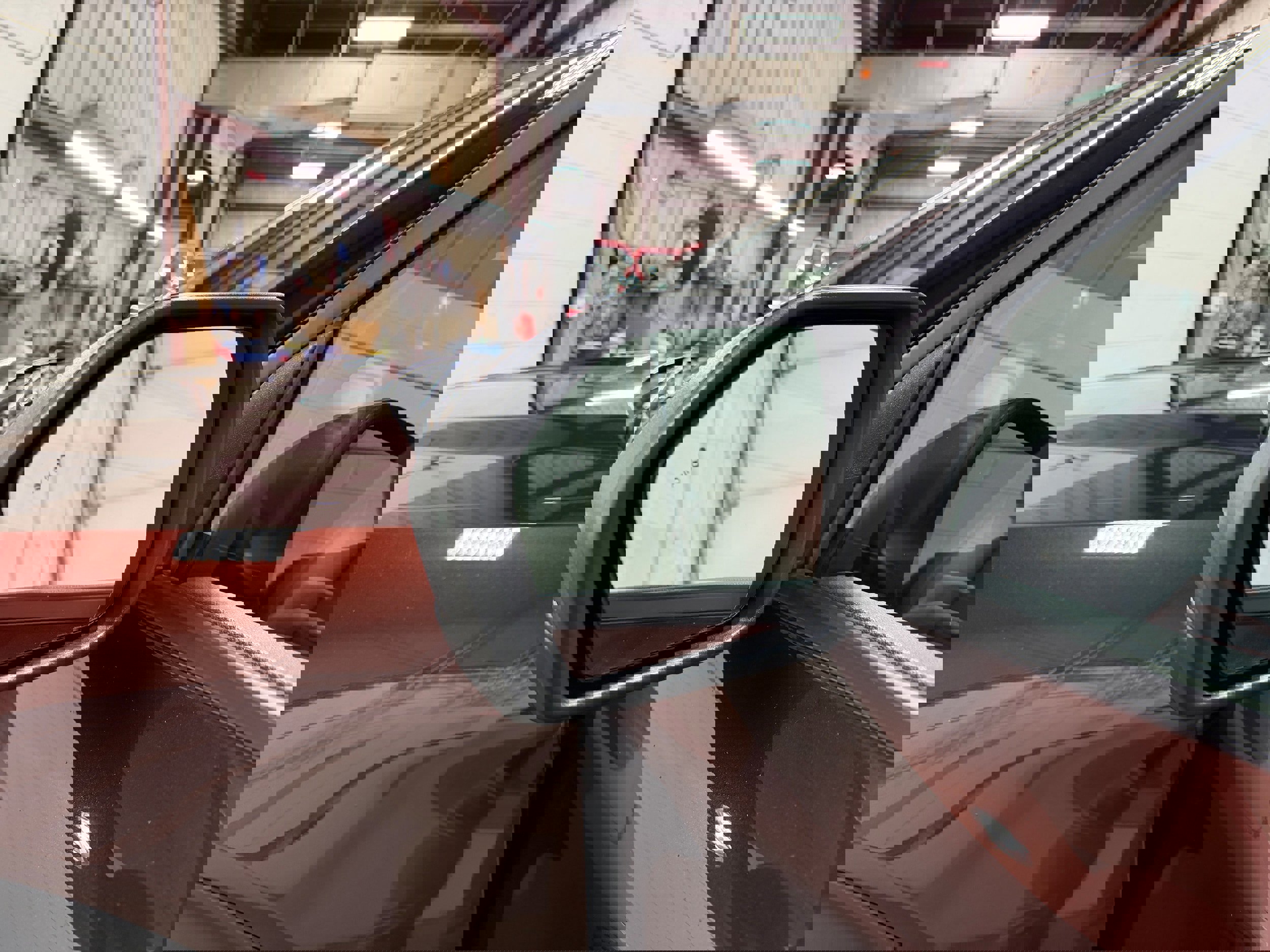 Certified 2020 Ford Explorer XLT w/ Equipment Group 202A image 34