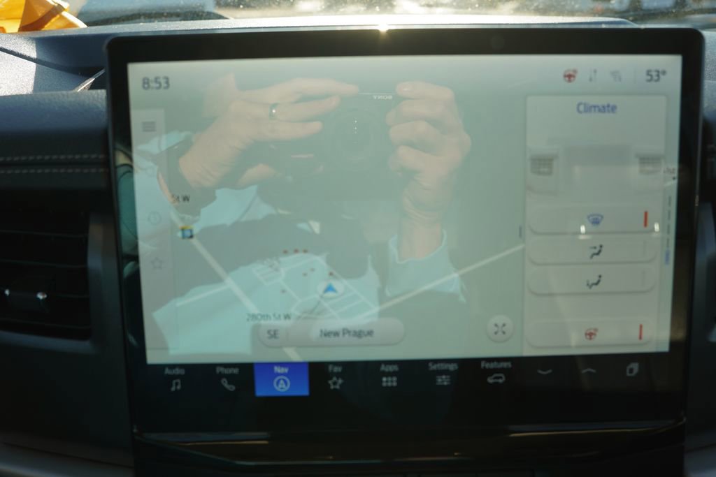 Certified 2024 Ford Expedition XLT image 29