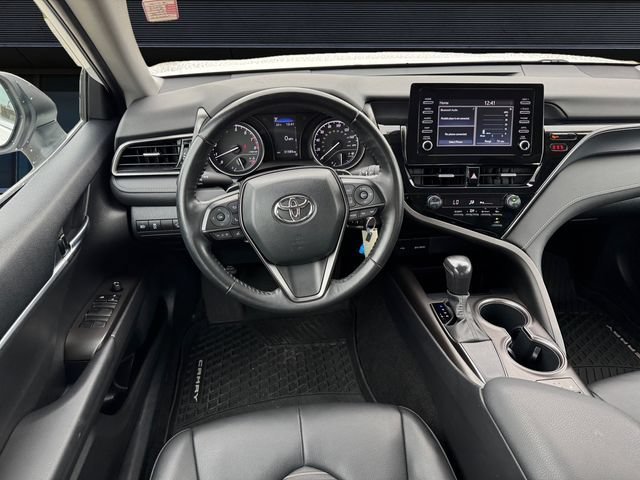 Used 2023 Toyota Camry SE FWD image 12