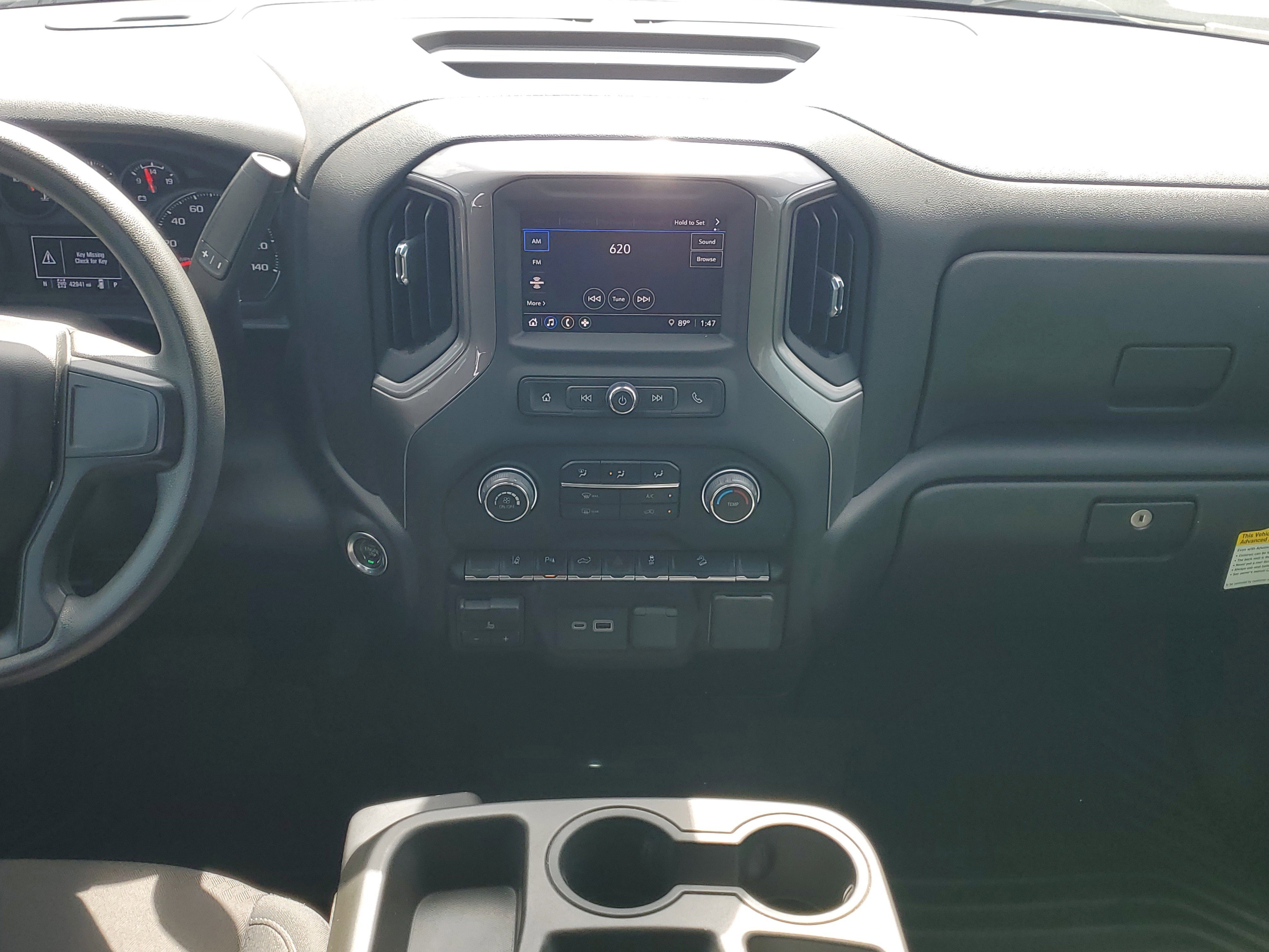 Used 2024 Chevrolet Silverado 2500 Custom w/ Custom Value Package image 15