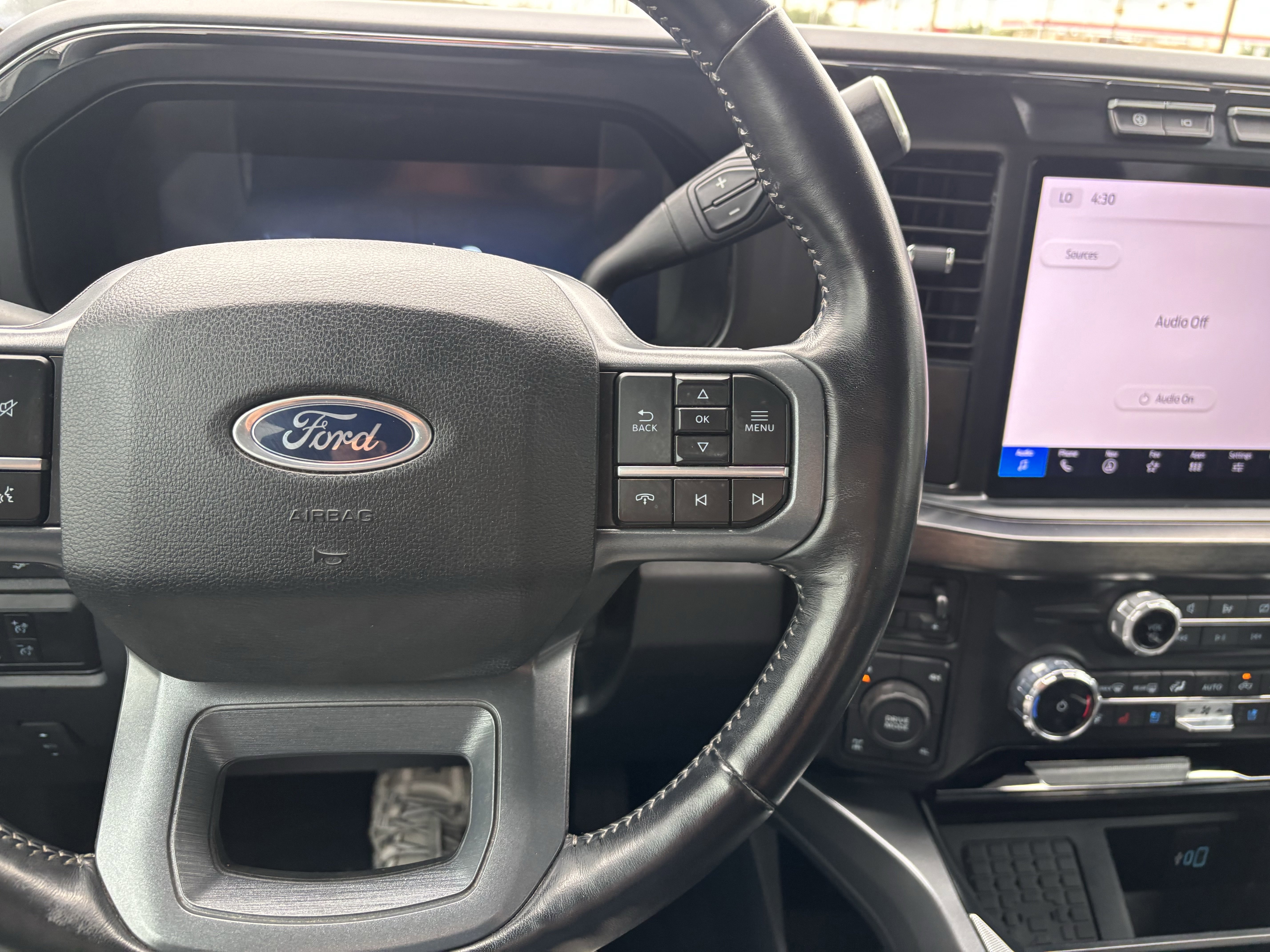 Certified 2023 Ford F250 Lariat w/ Sport Appearance Package AWD/4WD image 29