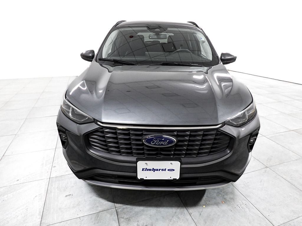 Certified 2025 Ford Escape Platinum AWD/4WD image 3