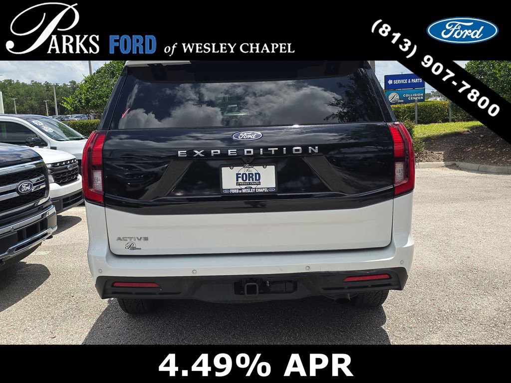 Certified 2025 Ford Expedition Active AWD/4WD image 5
