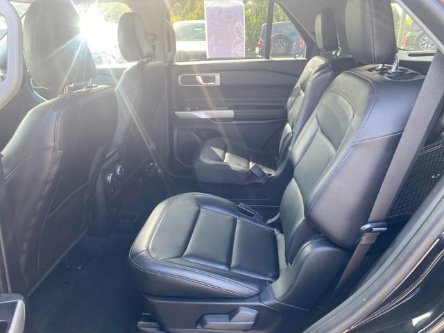 Certified 2022 Ford Explorer XLT w/ Equipment Group 202A image 12